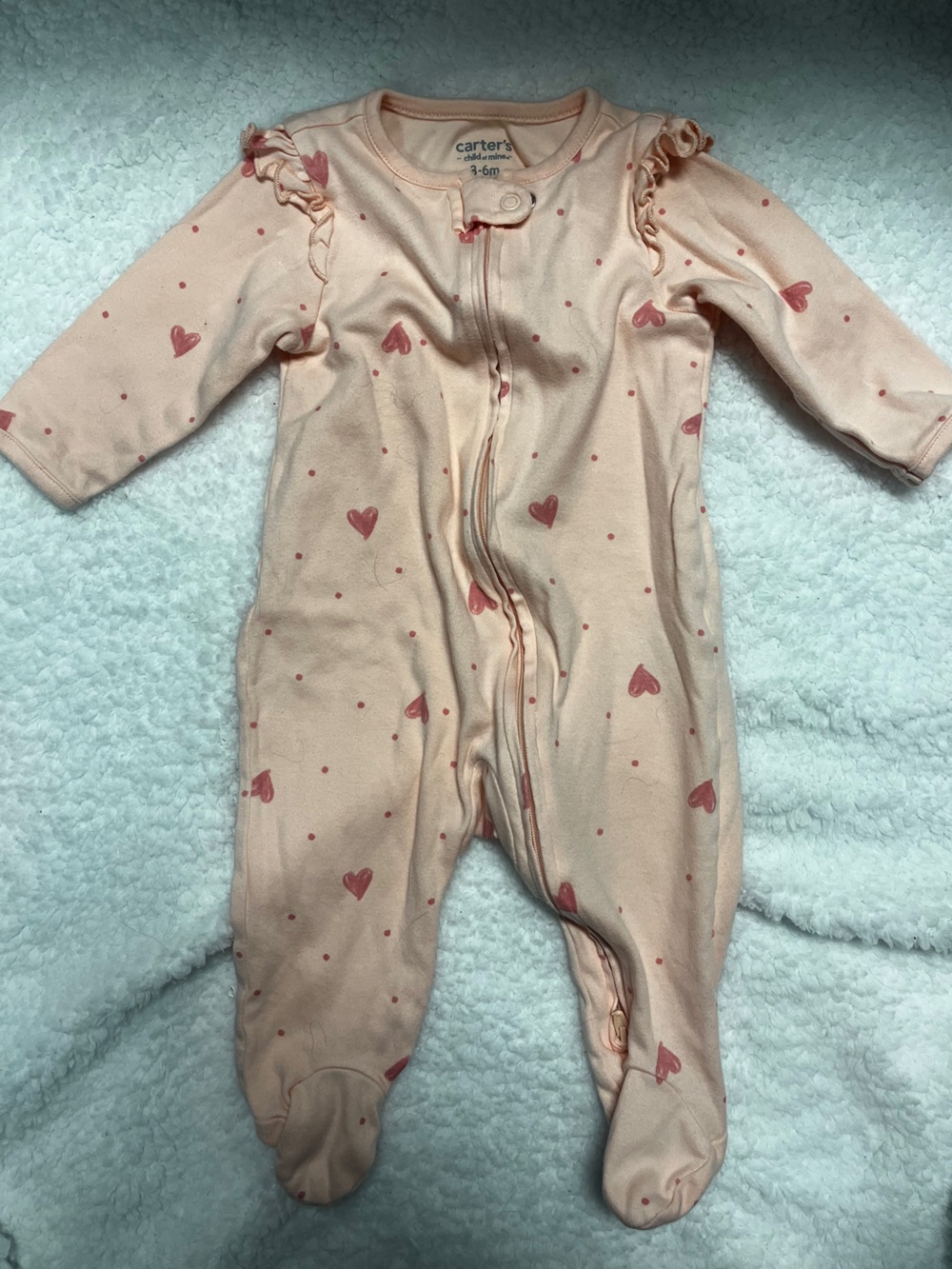 4/25$ Carter’s Baby Girl Footed Heart Print Pyjamas